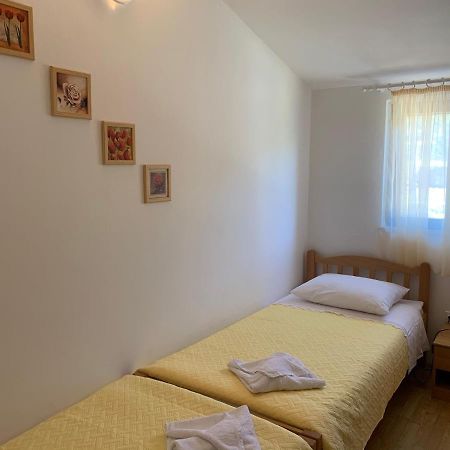 Apartments Ema Сали Экстерьер фото
