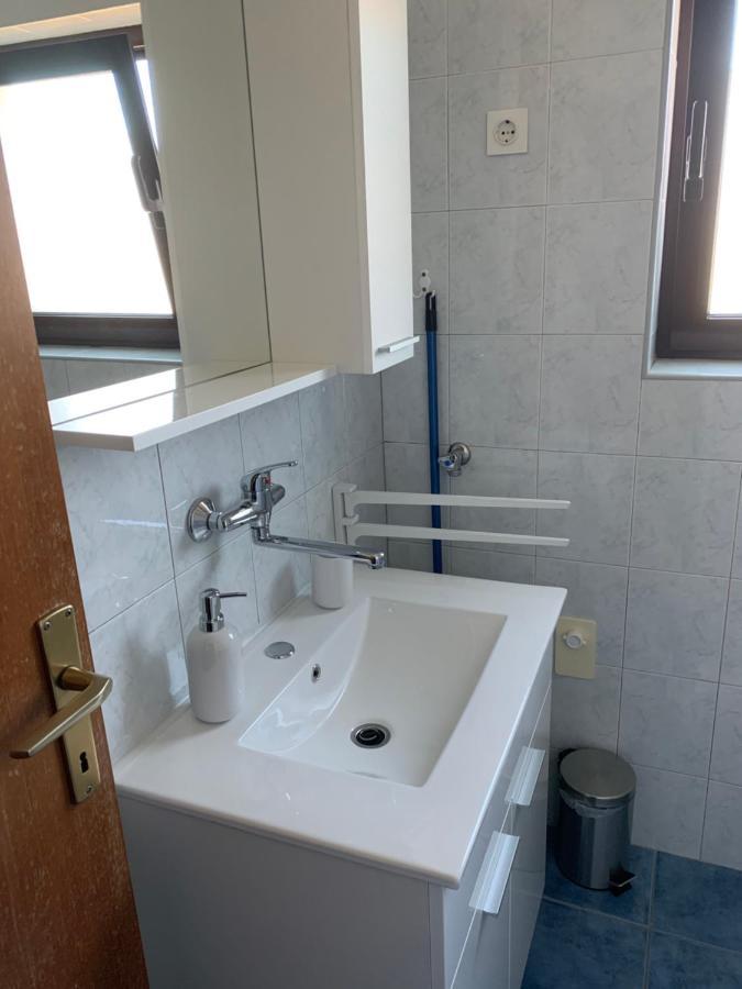 Apartments Ema Сали Экстерьер фото