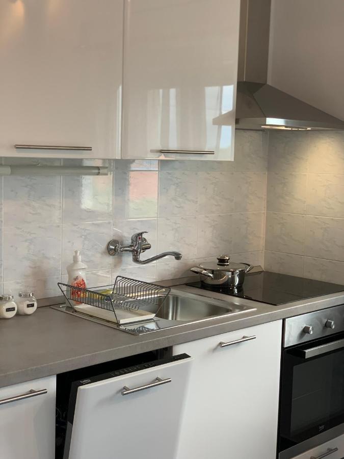 Apartments Ema Сали Экстерьер фото