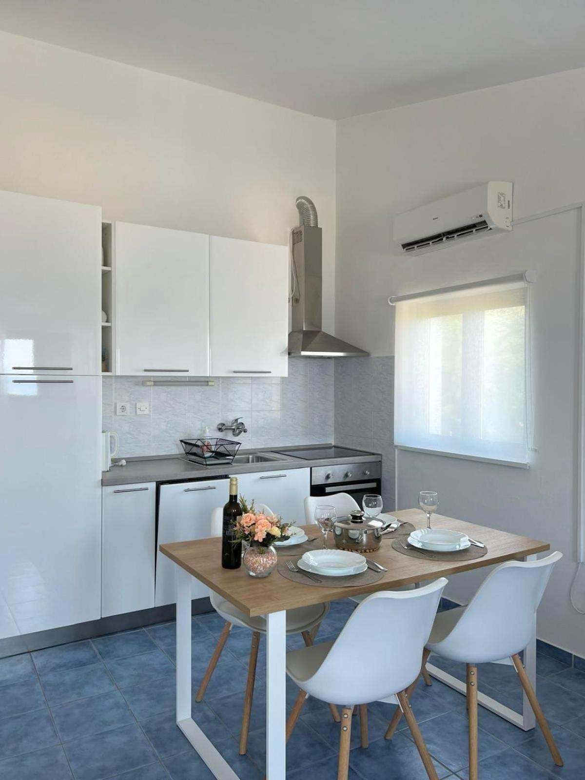 Apartments Ema Сали Экстерьер фото