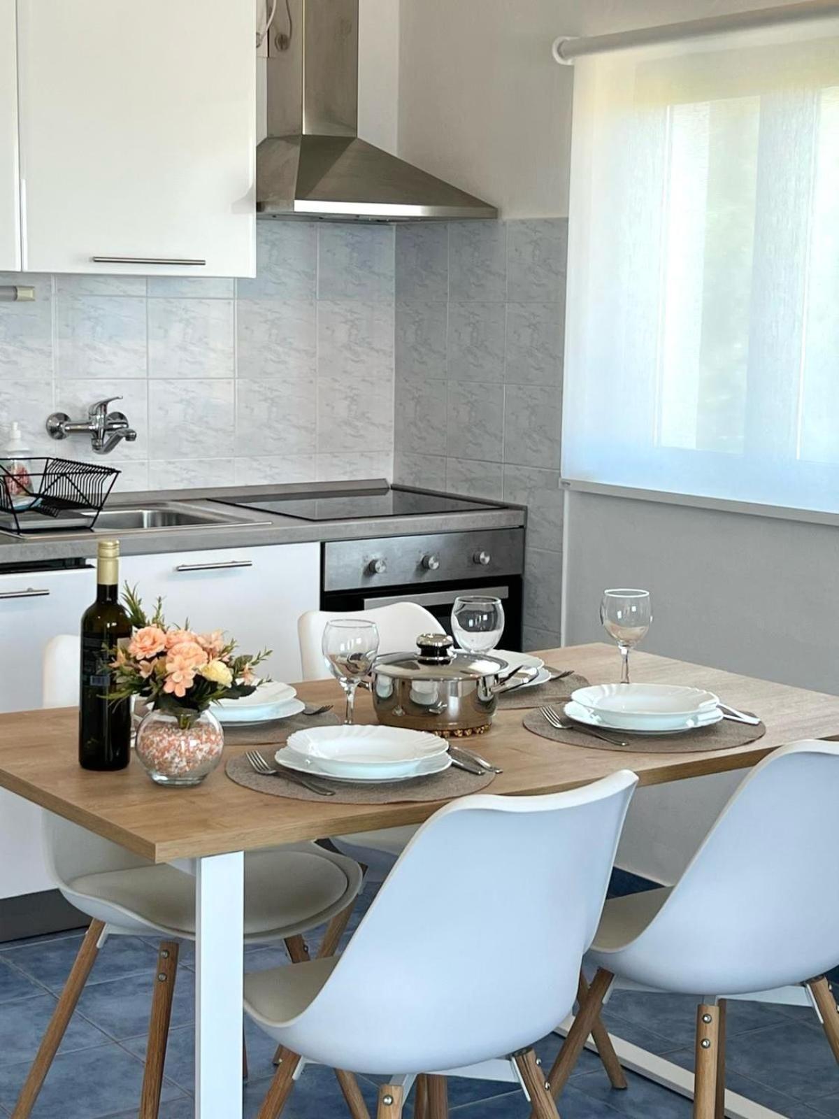 Apartments Ema Сали Экстерьер фото