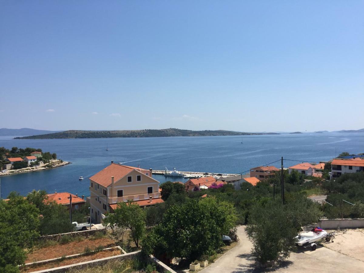 Apartments Ema Сали Экстерьер фото