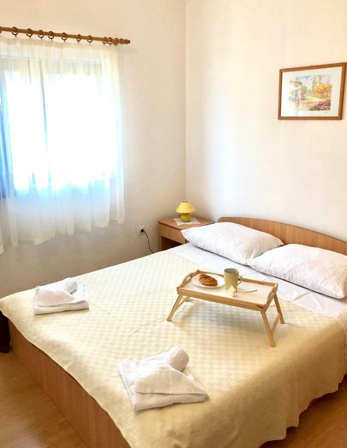 Apartments Ema Сали Экстерьер фото